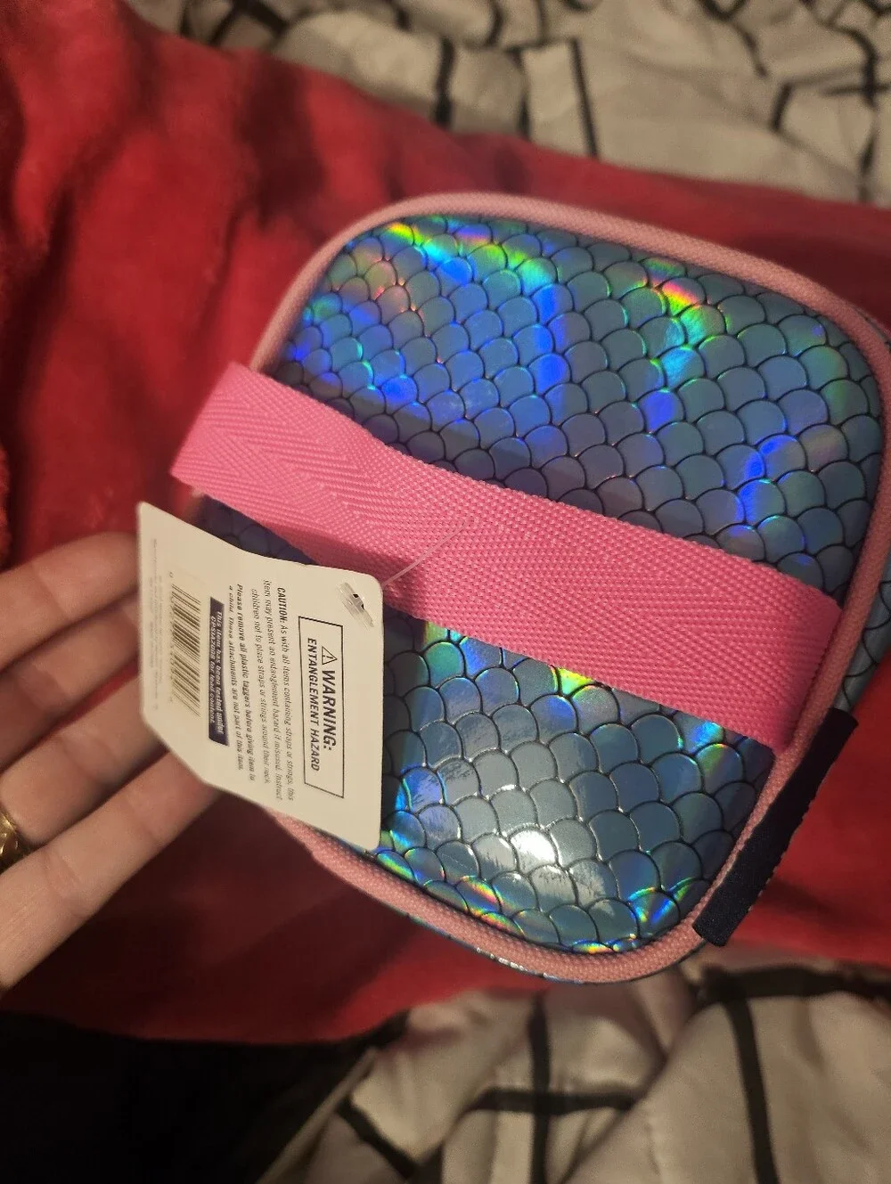 Wildkin Toiletry Bag – Spacious & Durable Mermaid Scale Shiny Nwt